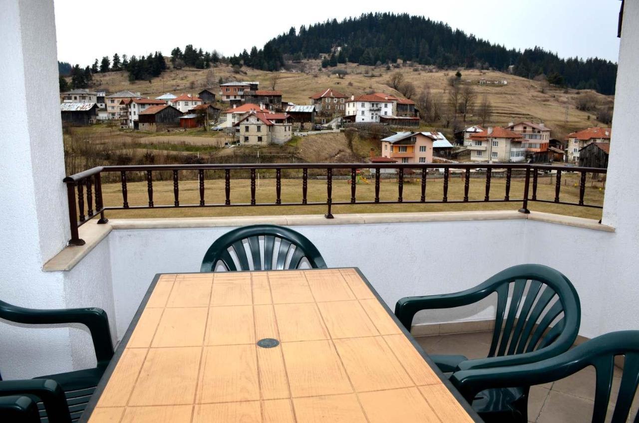 Family Hotel Daisy Borino Exterior foto