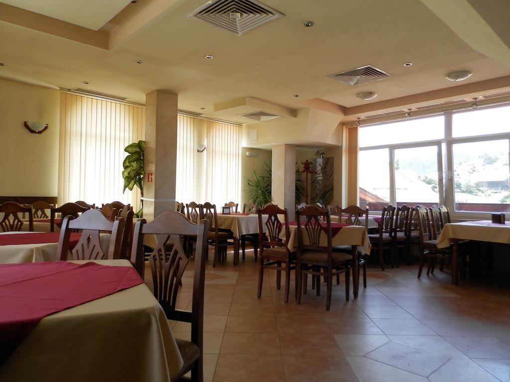 Family Hotel Daisy Borino Exterior foto